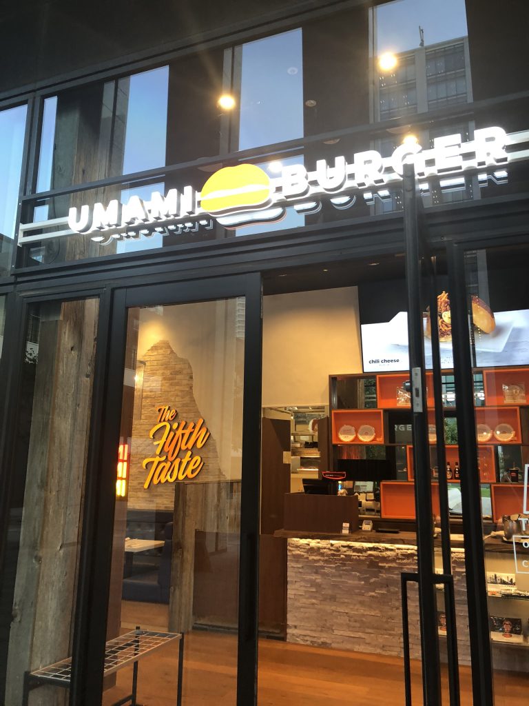 UMAMI BURGER みなとみらい店